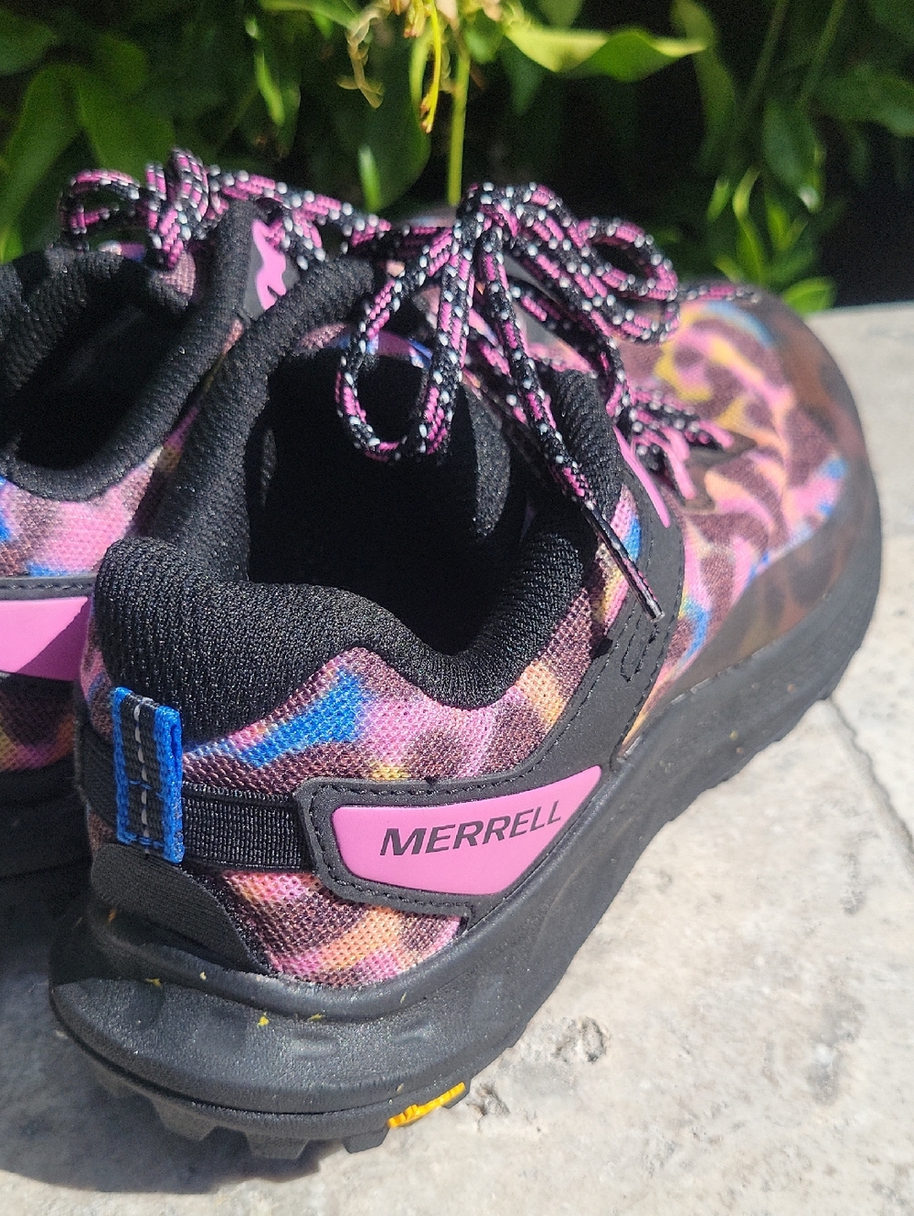 Merrell Women's Antora 3 Leopard Rainbow Hiking Shoe - Lightweight Trail Comfort - Picture 5 of 16
